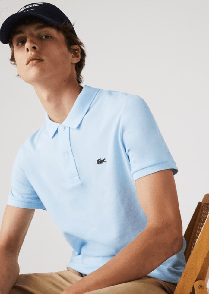 Polo Lacoste ajusté bleu clair